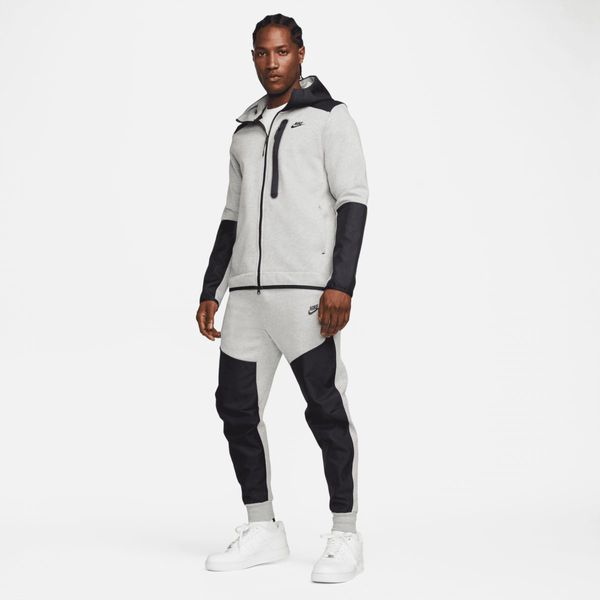 Nike Nike Man's Sweatpants Tech Fleece DR6171-063