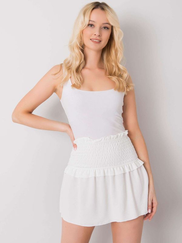 Och Bella White skirt Och Bella BI-26716. R01
