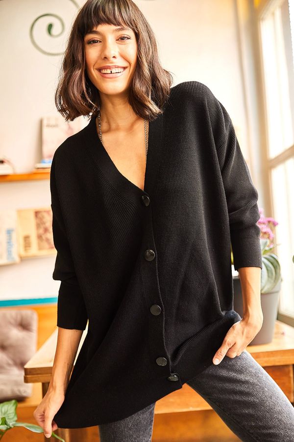 Olalook Olalook Women's Black 5-Button Soft Textured Oversize Knitwear Cardigan