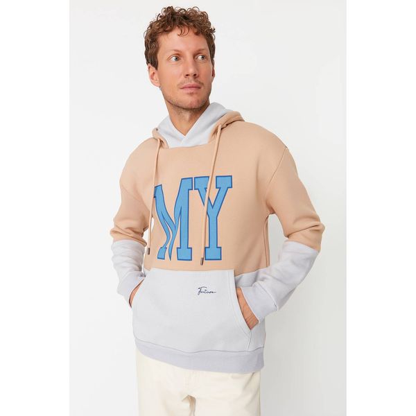 Trendyol Trendyol Beige Men's Relaxed Fit Long Sleeve Hooded Printed Paneled Sweatshirt