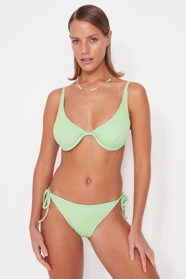 Trendyol Trendyol Bikini Top - Green - Plain