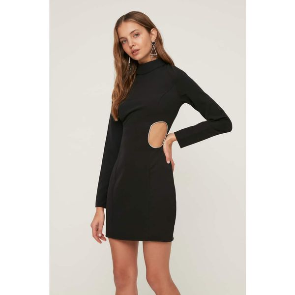 Trendyol Trendyol Black Collar Detailed Dress