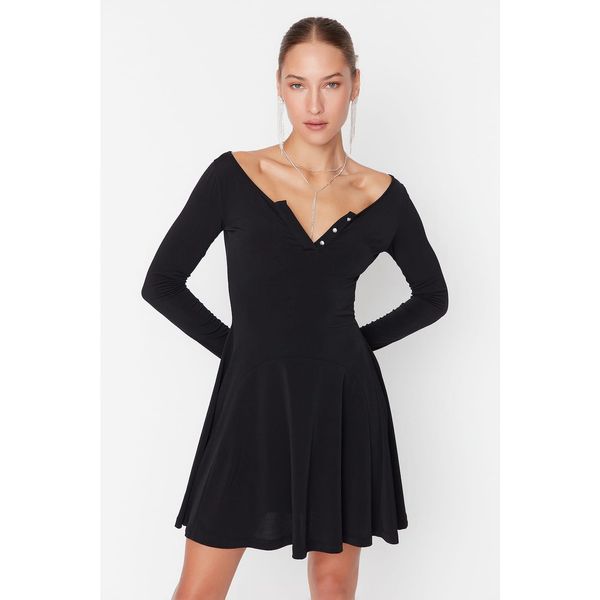 Trendyol Trendyol Black Collar Detailed Dress