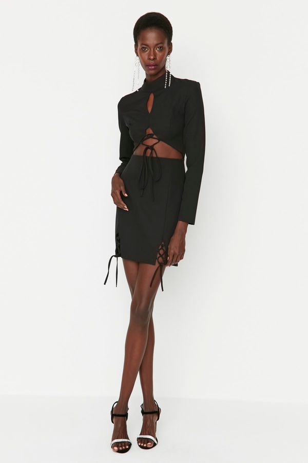 Trendyol Trendyol Black Cut-Out Detailed Lace-Up Dress