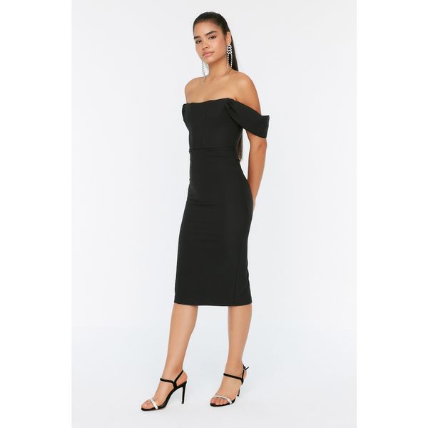 Trendyol Trendyol Black Detailed Dress