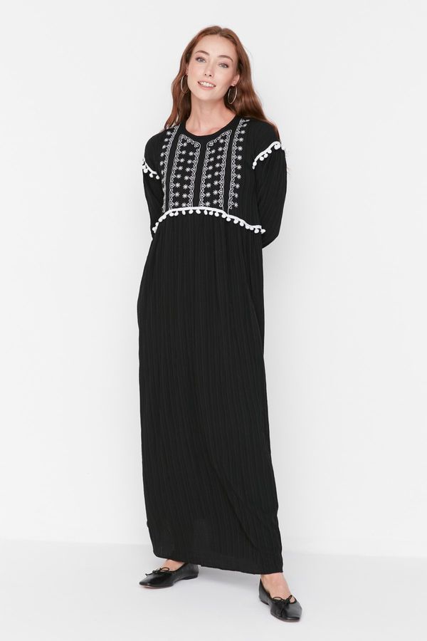 Trendyol Trendyol Black Embroidered Woven Dress