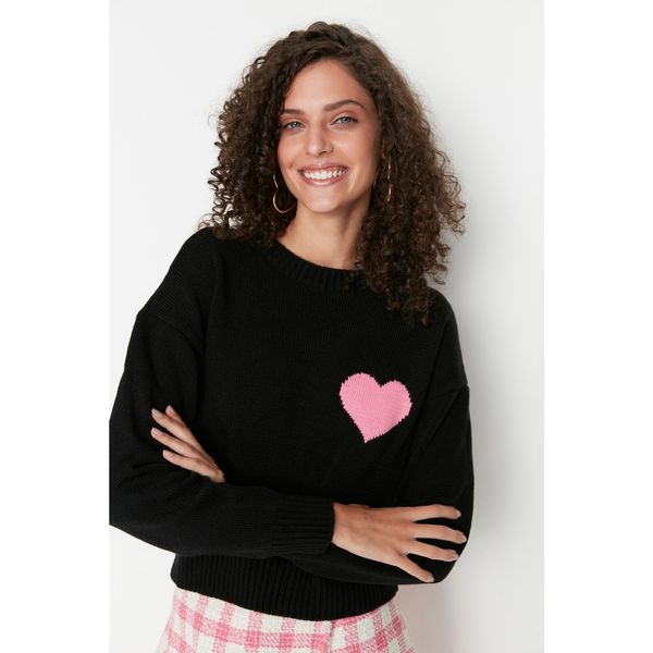 Trendyol Trendyol Black Heart Detailed Knitwear Sweater