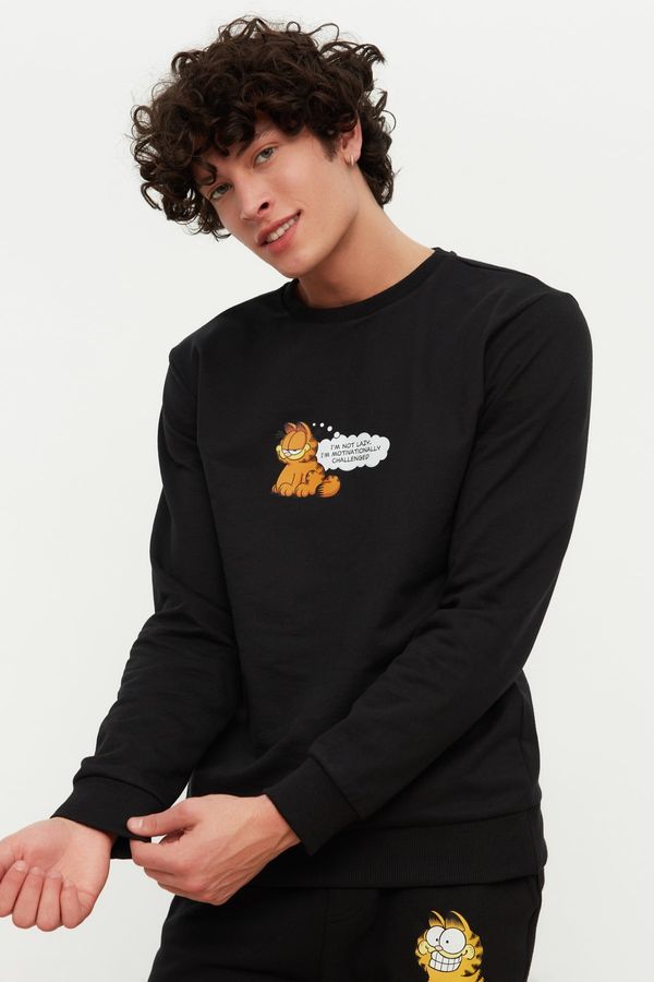 Trendyol Trendyol Black Licensed Men's Garfield Printed Regular Fit Crew Neck Sweatshirt