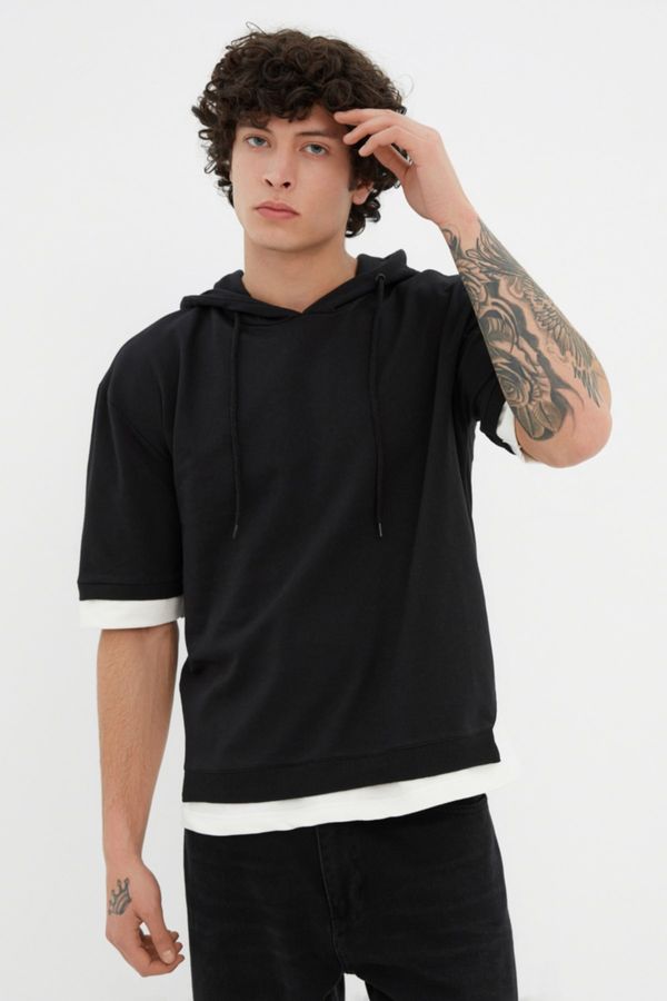 Trendyol Trendyol Black Male Oversize Fit Kontrast Detail Bluza z rękawem 3/4