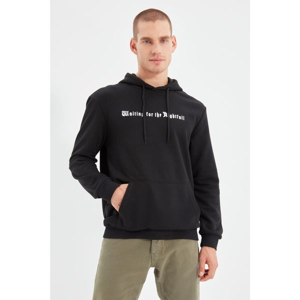 Trendyol Trendyol Black Men Regular Fit Long Sleeve Hooded Printed Sweatshirt
