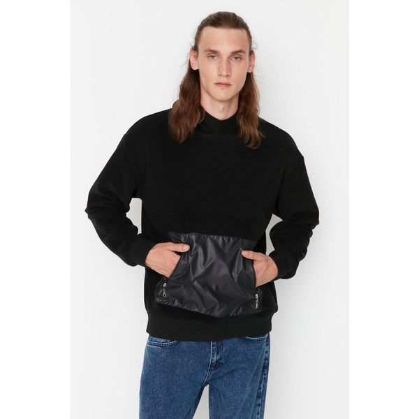 Trendyol Trendyol Black Men's Relaxed Fit Long Sleeve Hooded Zipper Pocket Detailed Paneled Sweatshirt