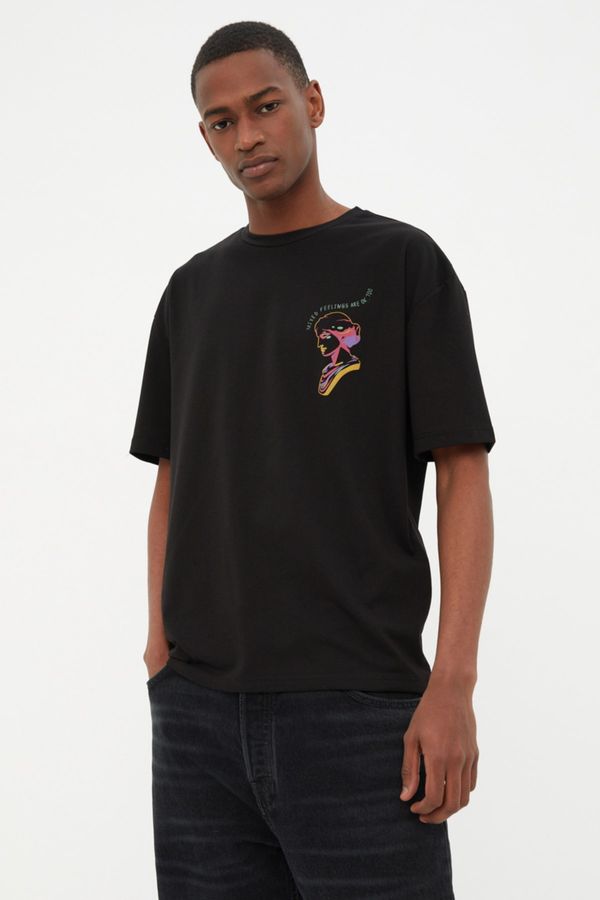 Trendyol Trendyol Black Men's Relaxed Fit Short Sleeve Crew Neck Printed T-Shirt