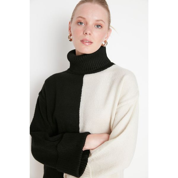 Trendyol Trendyol Black Oversize Color Block Knitwear Sweater