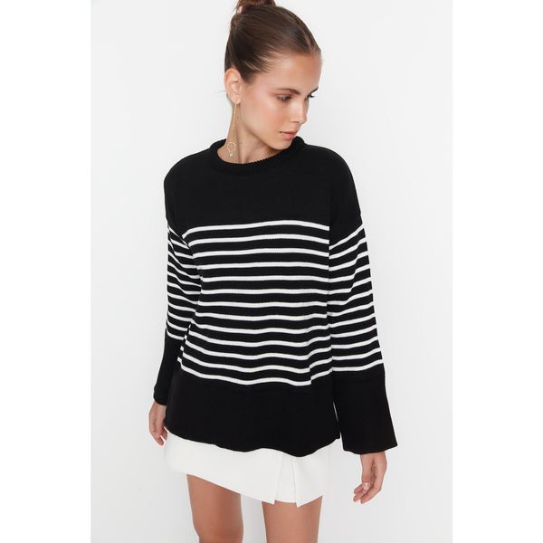Trendyol Trendyol Black Oversize Striped Knitwear Sweater