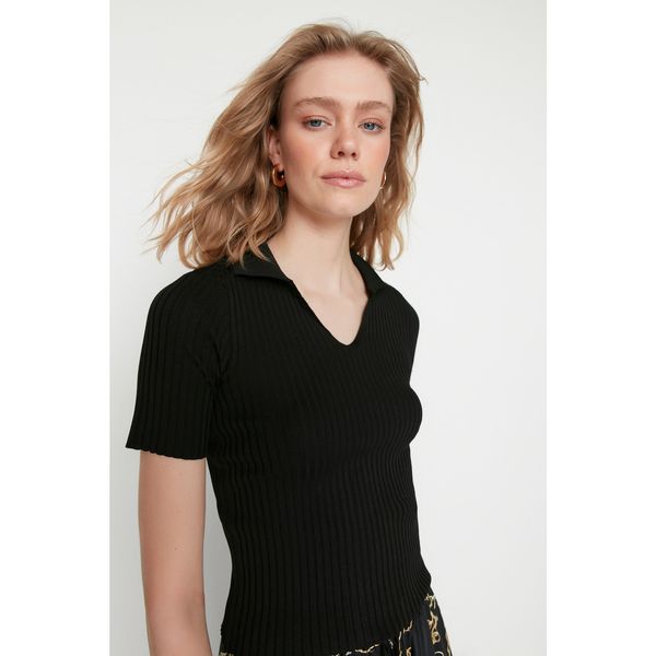 Trendyol Trendyol Black Polo Neck Crop Knitwear Blouse