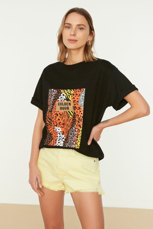 Trendyol Trendyol Black Printed Boyfriend Dzianinowy T-Shirt