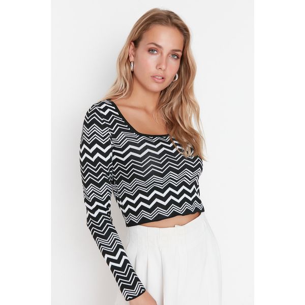 Trendyol Trendyol Black Square Collar Knitwear Sweater