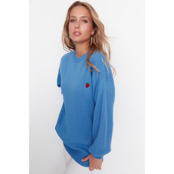 Trendyol Trendyol Blue Tiny Strawberry Embroidered Crew Neck Knitwear Tunic