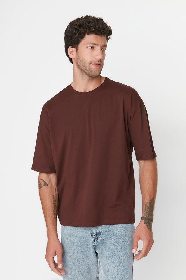 Trendyol Trendyol Brown Men's Basic 100% Cotton Crew Neck Oversized Short Sleeved T-Shirt