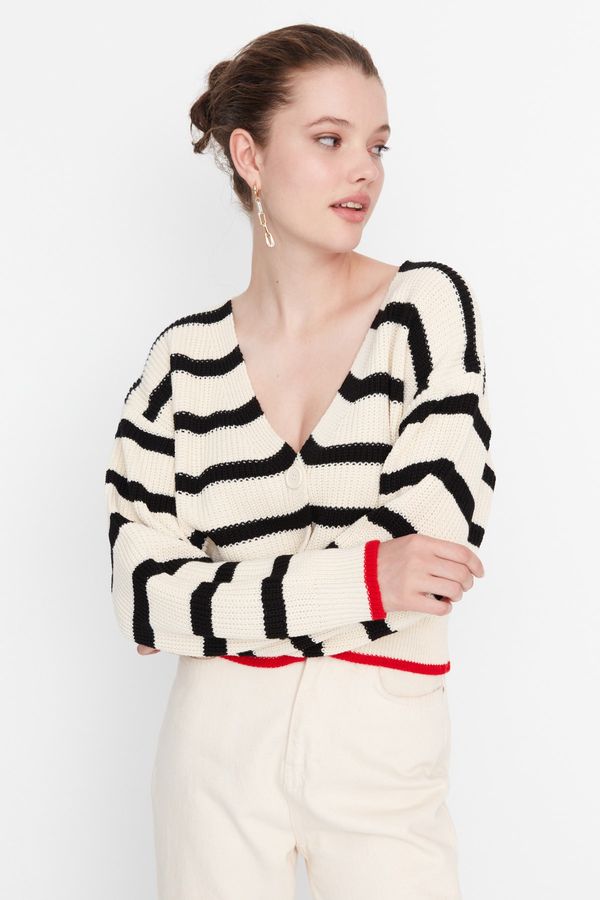 Trendyol Trendyol Cardigan - Ecru - Regular fit