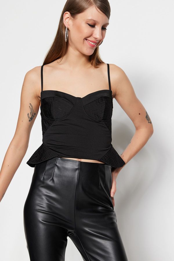 Trendyol Trendyol Crop Top - Black - Plain