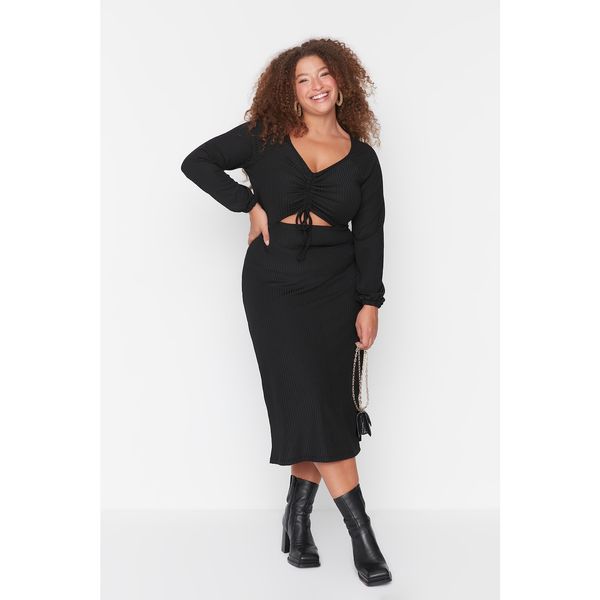 Trendyol Trendyol Curve Black Cut Out Detailed Pleated Knitted Dress