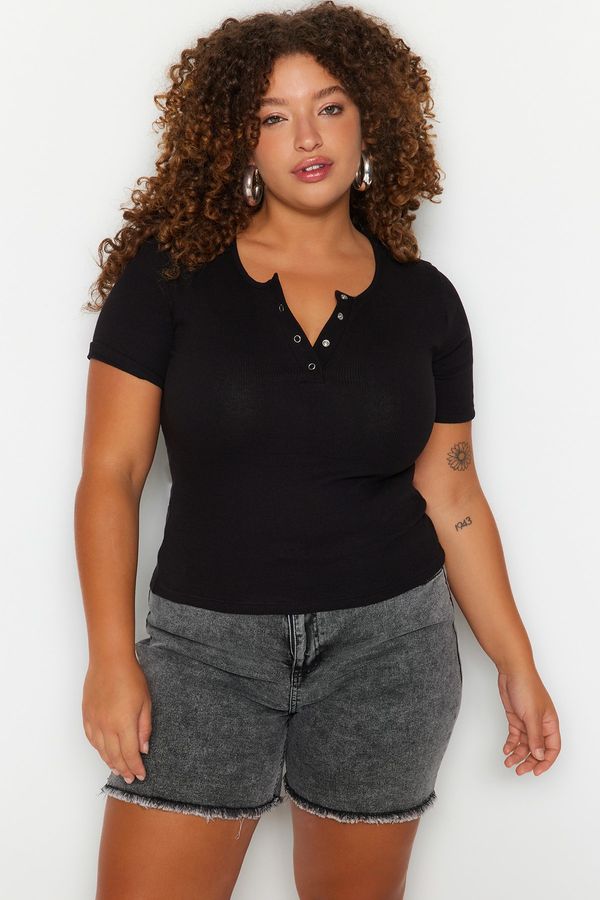 Trendyol Trendyol Curve Plus Size Blouse - Black - Fitted