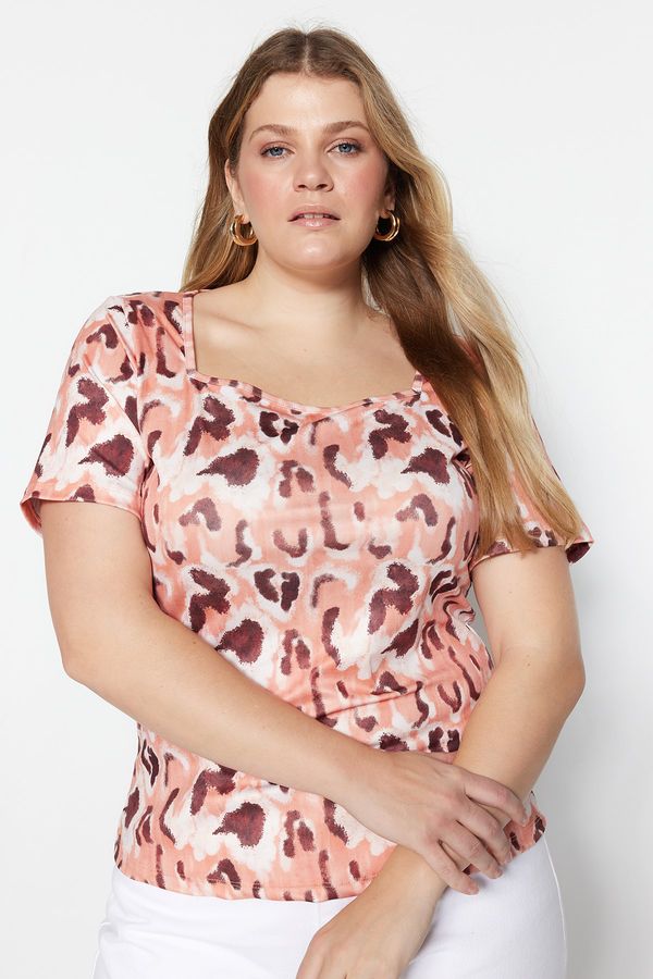 Trendyol Trendyol Curve Plus Size Blouse - Brown - Fitted