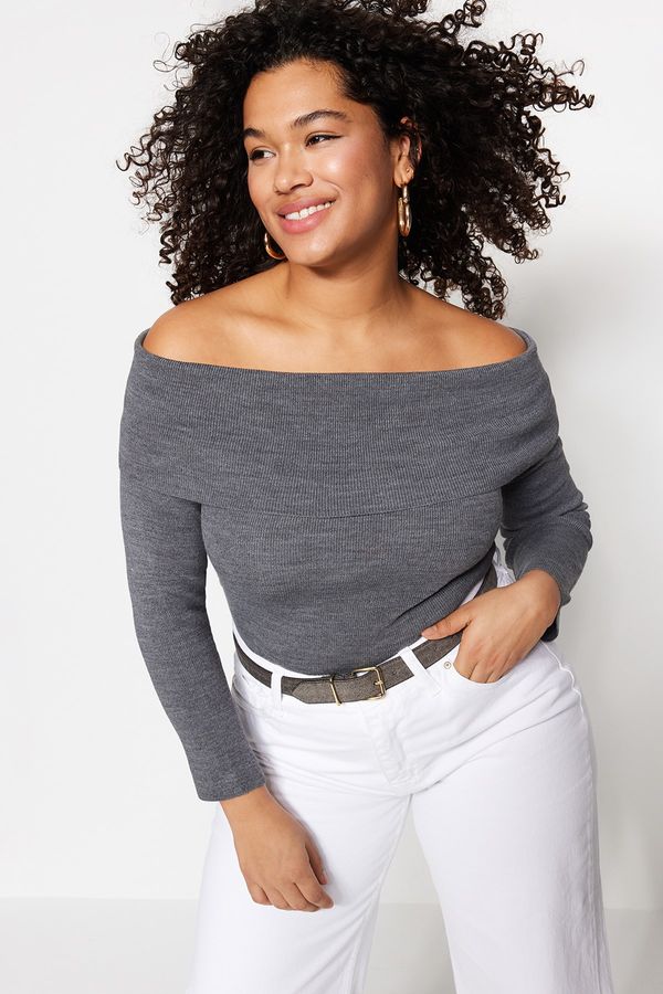 Trendyol Trendyol Curve Plus Size Sweater - Gray - Regular fit