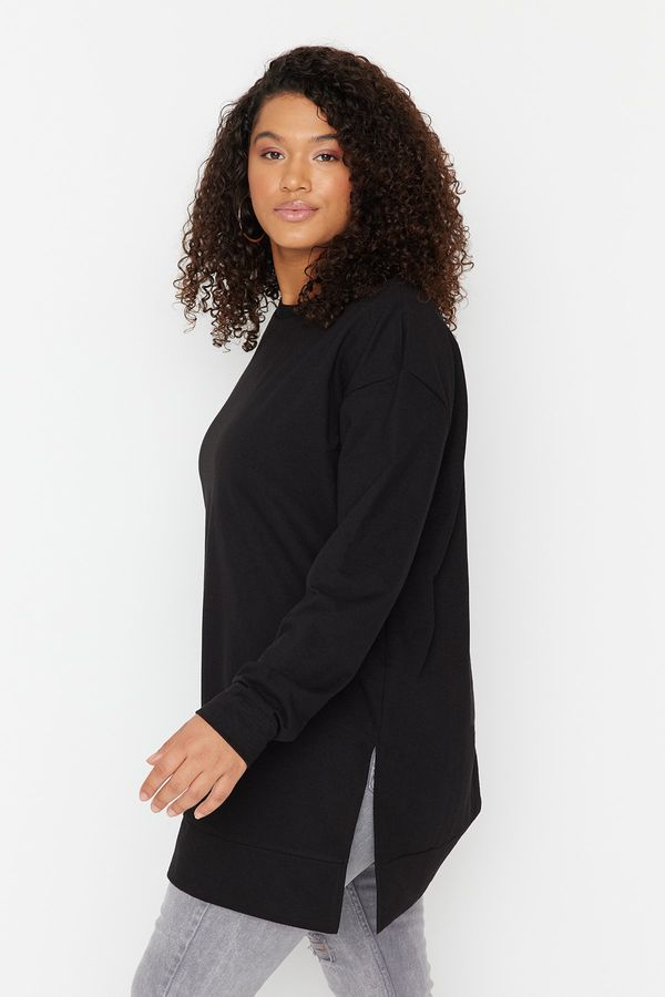 Trendyol Trendyol Curve Plus Size Sweatshirt - Black - Regular fit