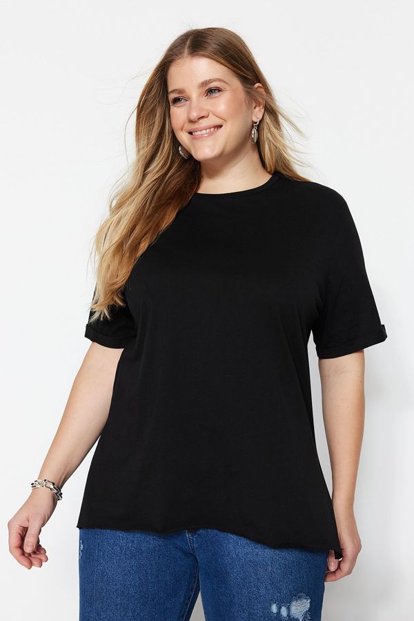 Trendyol Trendyol Curve Plus Size T-Shirt - Black - Relaxed fit