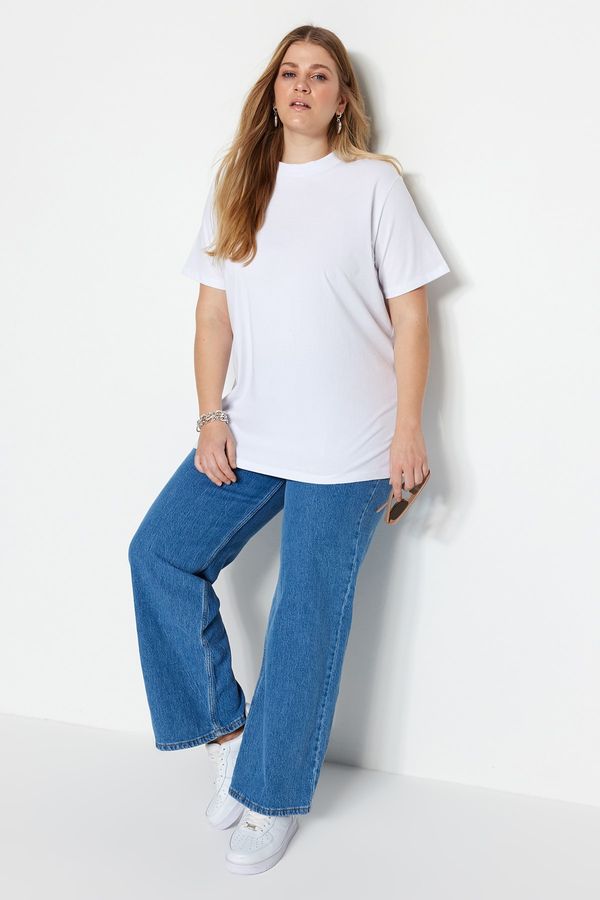 Trendyol Trendyol Curve Plus Size T-Shirt - White - Relaxed fit