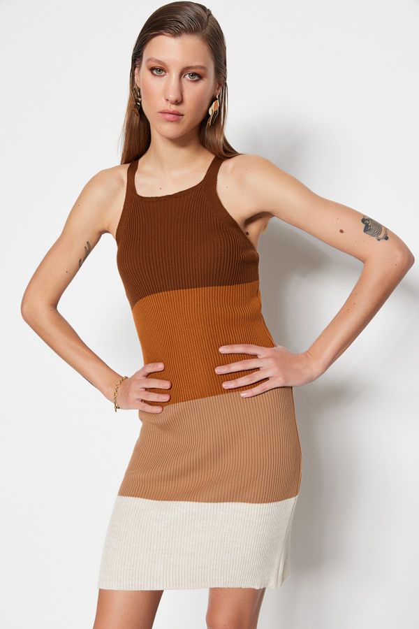 Trendyol Trendyol Dress - Brown - Bodycon