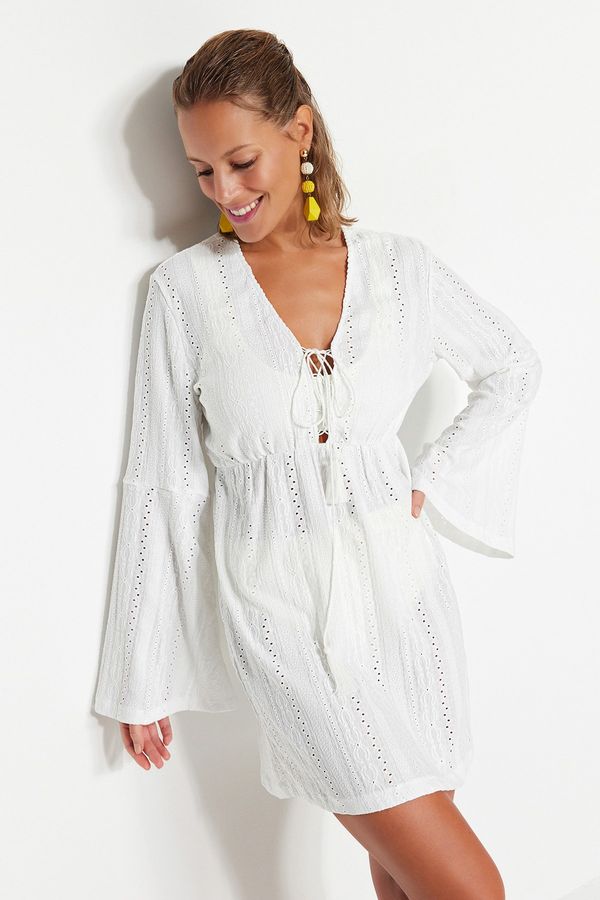 Trendyol Trendyol Dress - White - Shift