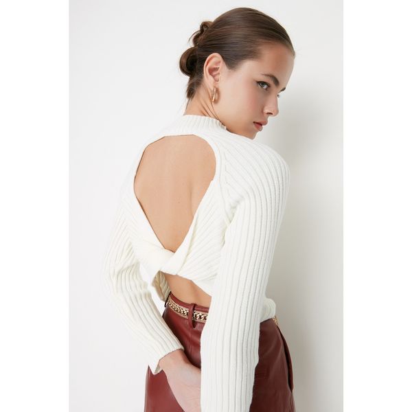 Trendyol Trendyol Ecru Back Detailed Knitwear Sweater