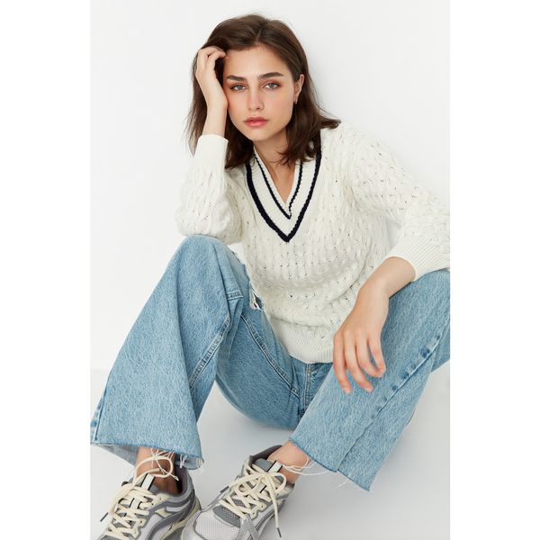 Trendyol Trendyol Ecru Ruffle Detailed Knitwear Sweater