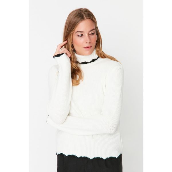 Trendyol Trendyol Ecru Stand Up Collar Knitwear Sweater