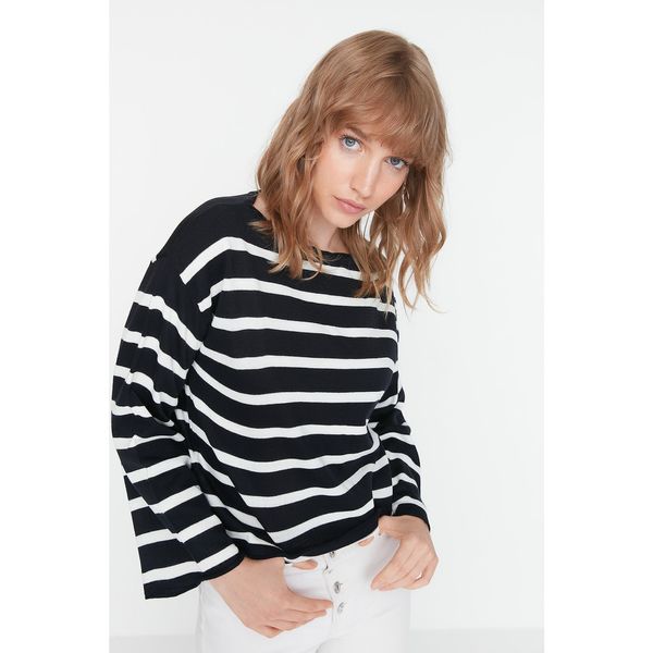 Trendyol Trendyol Ecru Striped Knitwear Sweater