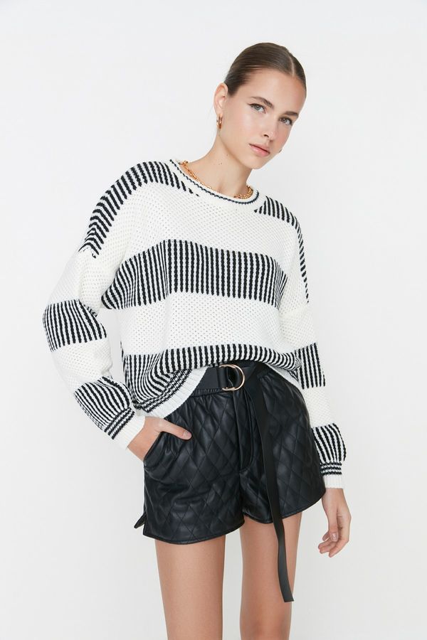 Trendyol Trendyol Ecru Striped Knitwear Sweater