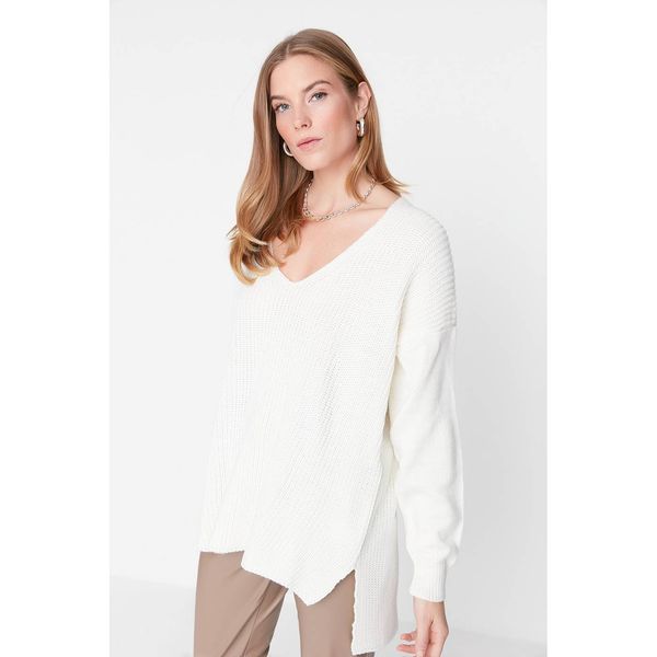 Trendyol Trendyol Ecru V Neck Knitwear Sweater