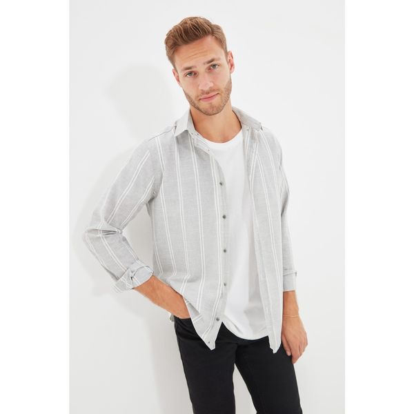 Trendyol Trendyol Gray Męska koszula Slim Fit z zapinanym kołnierzem na guziki Slim Striped Shirt