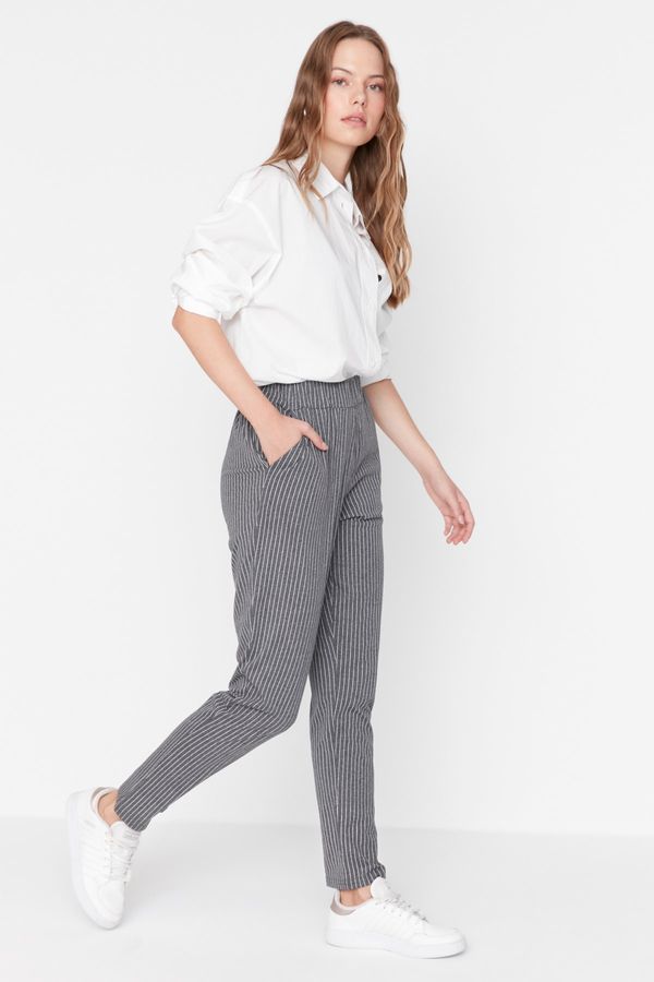 Trendyol Trendyol Gray Striped Knitted Trousers
