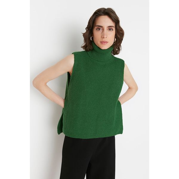 Trendyol Trendyol Green Slit Detailed Knitwear Sweater