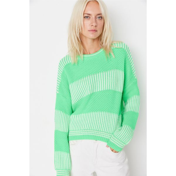 Trendyol Trendyol Green Striped Knitwear Sweater