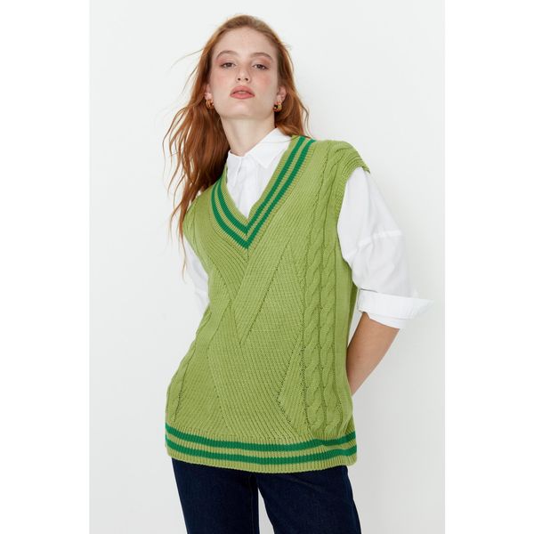 Trendyol Trendyol Green V-Neck Knitwear Sweater