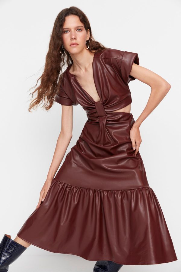 Trendyol Trendyol Limited Edition Brown Cut Out Detailed Dress