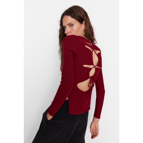 Trendyol Trendyol Limited Edition Claret Red Back And Cut Out Detailed Knitwear Sweater