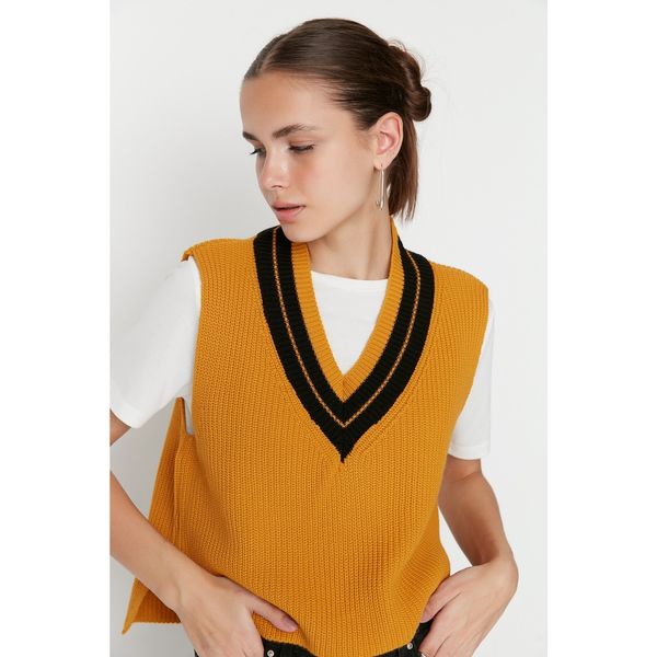 Trendyol Trendyol Mustard Color Block V Neck Knitwear Sweater