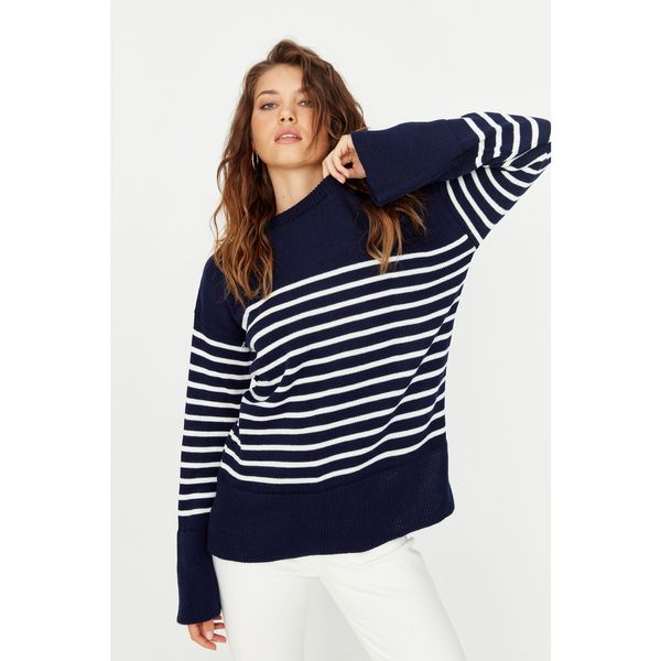 Trendyol Trendyol Navy Blue Oversize Striped Knitwear Sweater