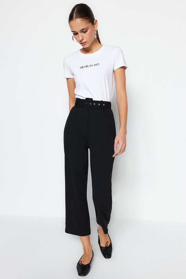 Trendyol Trendyol Pants - Black - Carrot pants